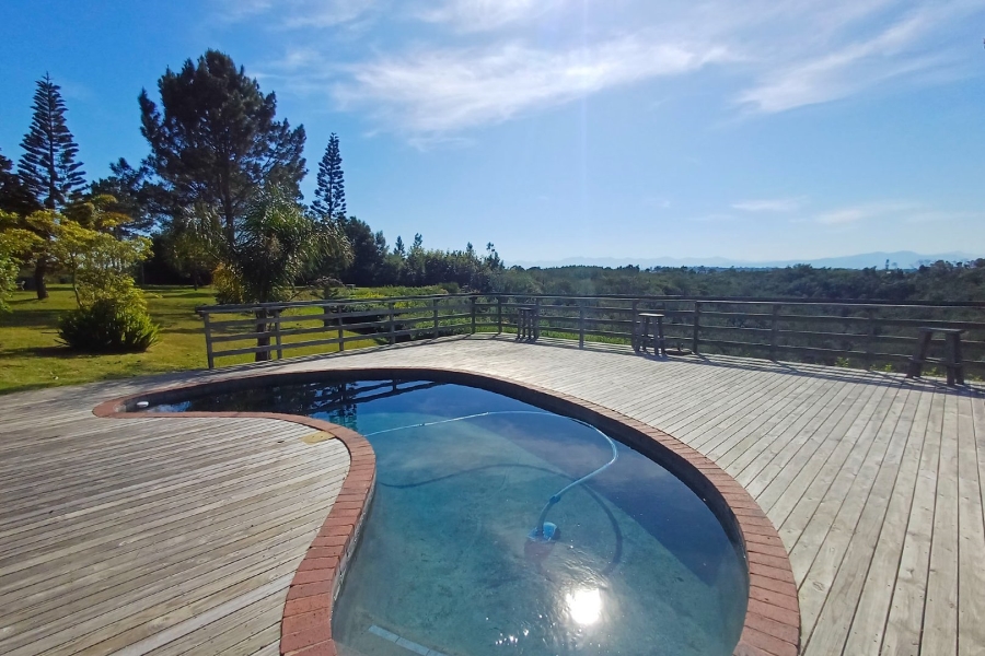 4 Bedroom Property for Sale in Plettenberg Bay Rural Western Cape